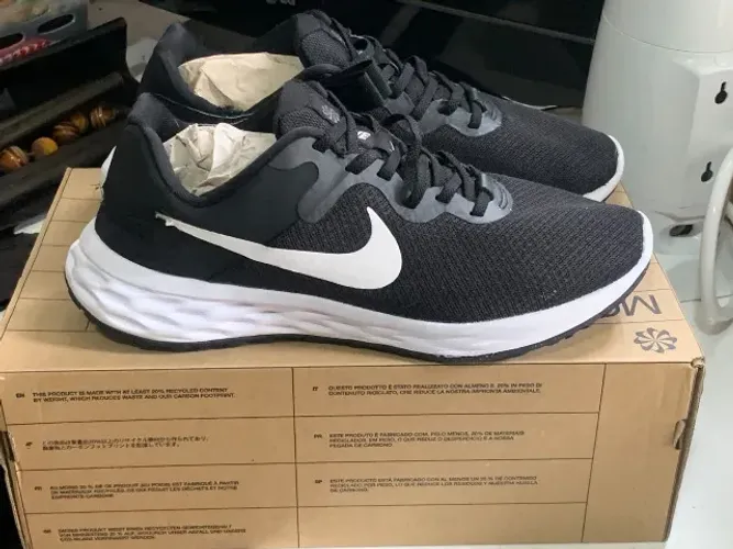 Tenis Nike Revolution 6 Flyease NN