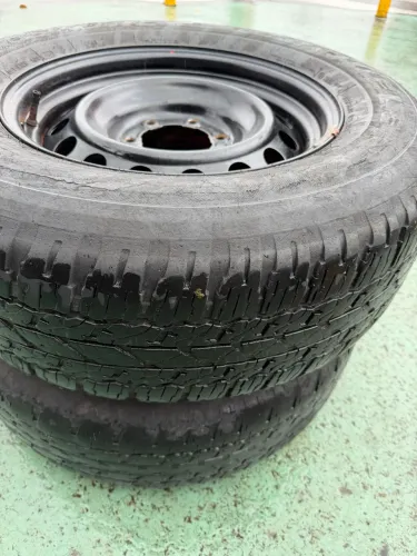 Jogo de Rodas 17 Hilux com pneu