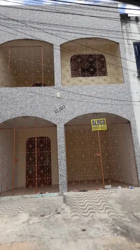 CASA NO ALECRIM 3 QUARTOS