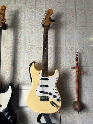 Squier Stratocaster vintage modified 70s