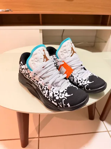 AIR JORDAN ZION 3 SHOCK THE WORLD