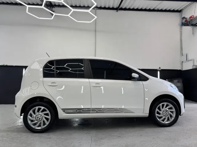 Volkswagen Up! Connect 1.0 TSI Total Flex 12V 5P 2020