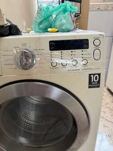 Lava e seca 13kg com defeito