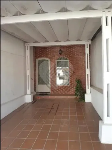 Casa de Vila à venda com 2 quartos em Vila Santana, Sorocaba - SP