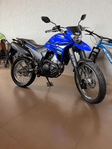 Lander xtz 250 impecável