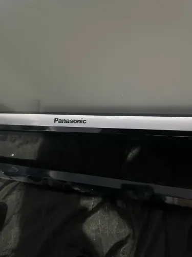 Vendo tv smart 42 polegadas panasonic c/ suporte para parede 