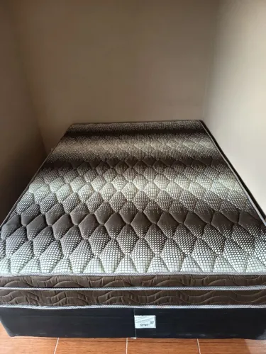 Cama box casal
