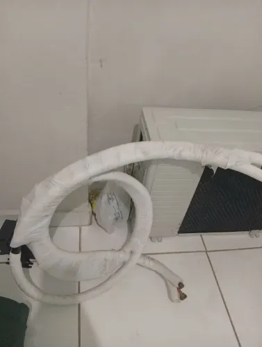 Ar condicionado, inverter, split 12mil BTUs semi novo