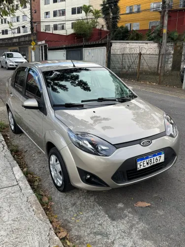 Ford Fiesta Sed. 1.6 8V Flex 4P 2013