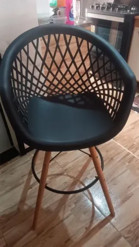 Vendo duas banquetas nova