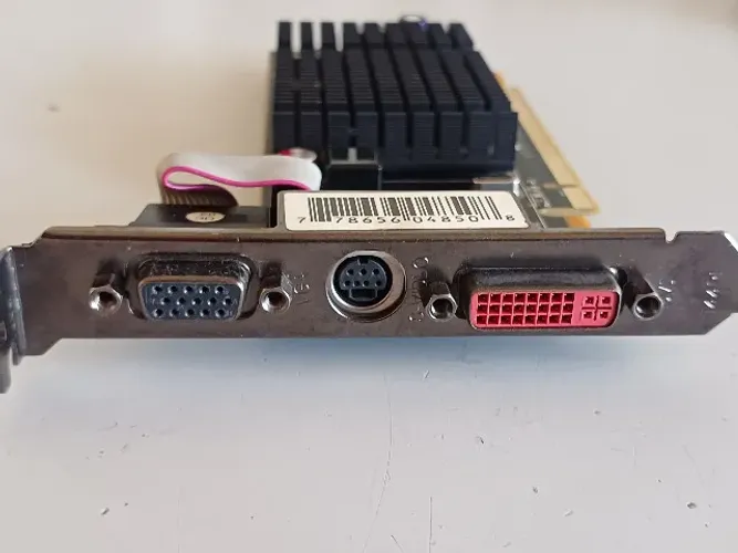 Placa de Vídeo ATI Radeon HD 4350 1GB PCI-E - Funcionando 100%