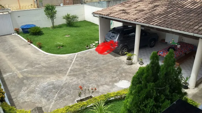Casa Duplex quintal amplo e jardim