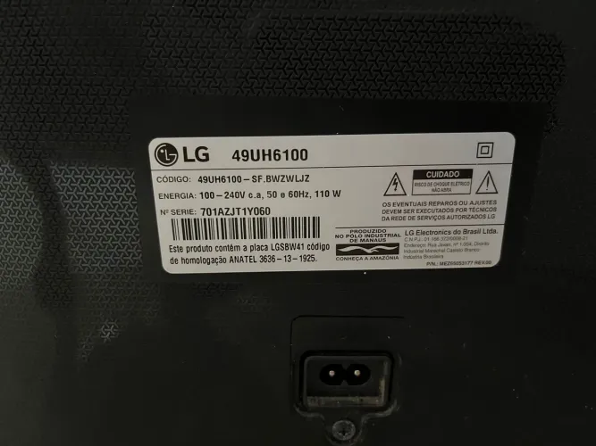 Tv LG 50 polegadas com defeito. Vendo 310. Pagamento pix ou avista.