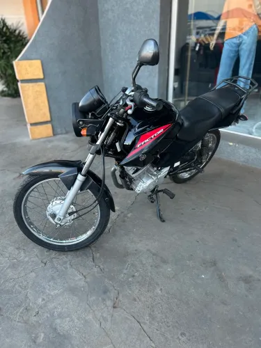 Yamara factor 125 impecável 