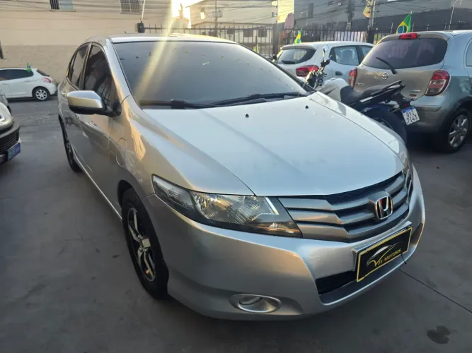 Honda City Sedan LX 1.5 Flex 16V 4P Aut. 2010