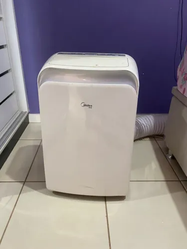 Ar condicionado portátil Midea Liva 220V 12000BTU/h