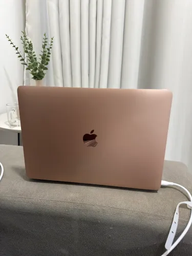 Macbook AIR 256GB chip Apple M1