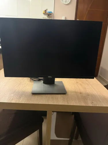 Dell 23 Monitor - Dell P2319H (p/ conserto simples)
