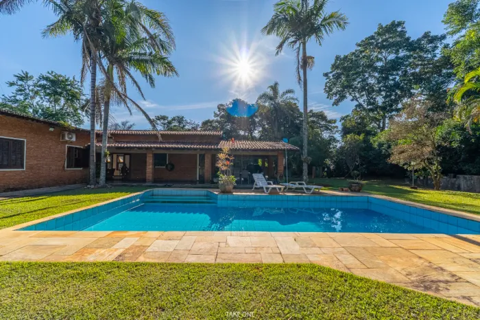 Casa no condomínio Condominio Shangrilla para venda com 3 quartos, sendo 1 suíte, 280m²