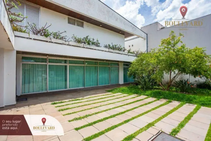 Casa comercial com 4 suítes à venda, 498 m² por R$ 4.990.000 - Centro Cívico - Curitiba/PR