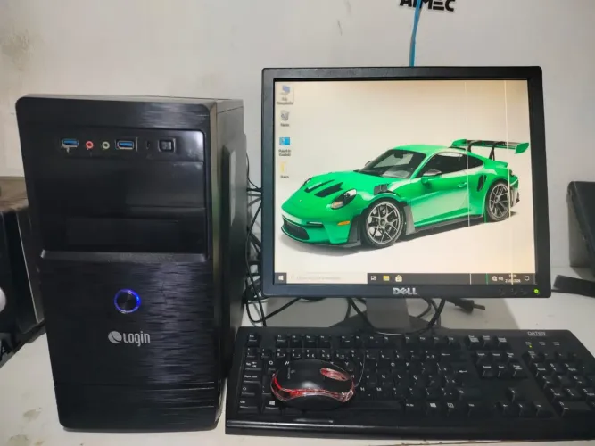 PC completo ótimo pra estudar  e trabalhar 