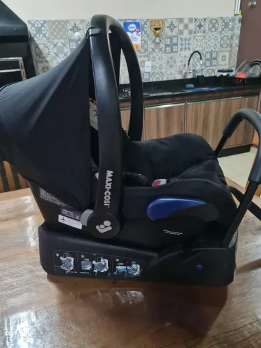 Bebê Conforto Maxi-Cosi Citi 2 + Base + Suporte para Carrinho