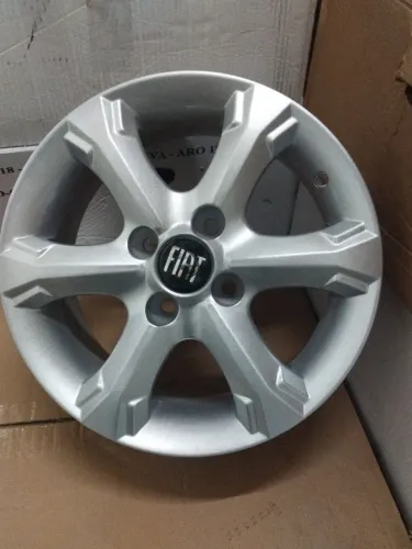 Rodas da Fiat Strada aro 14