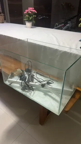 AQUÁRIO 75 LITROS 