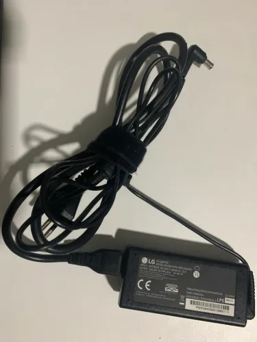 Fonte para notebook LG