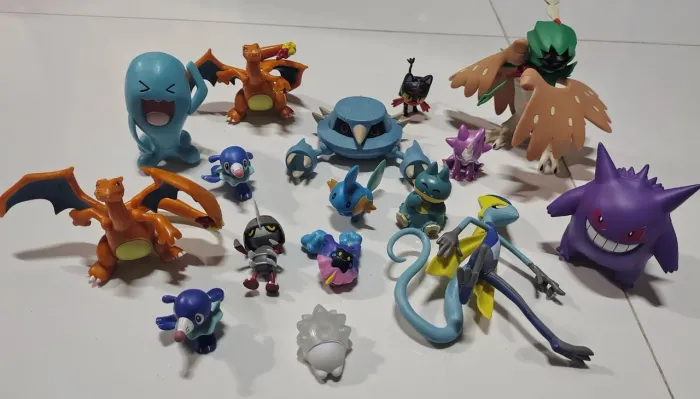 16 figures - POKEMON - Sunny