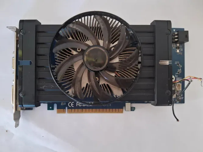 Gtx 550 ti com defeito
