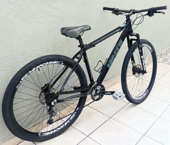 Bike aro 29 HIGH HONE freio hidráulico 