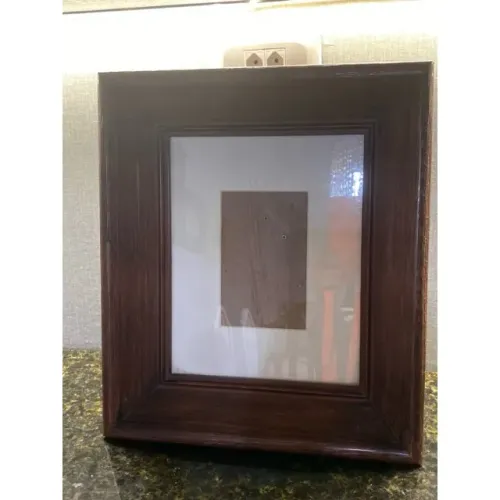 Album de foto com moldura de madeira importado.