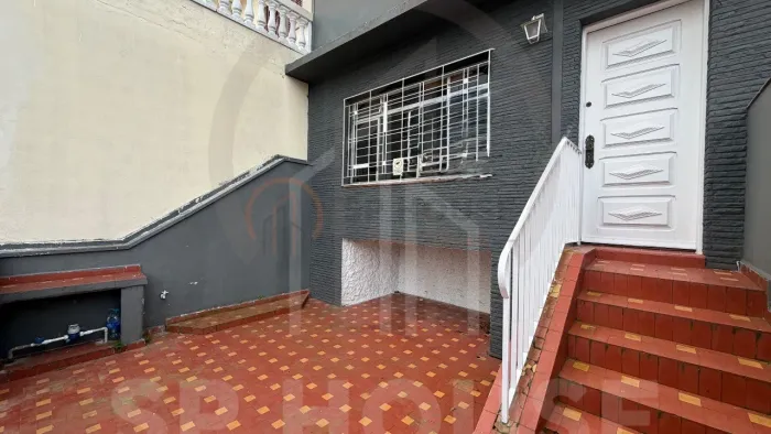 Casa à venda, bairro Saúde, 3 quartos, 2 banheiros, 87 m²