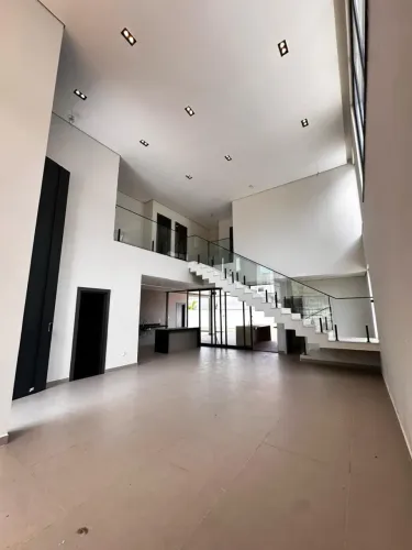 **CASA NOVA | ALPHAVILLE**   **ARQUITETURA CONTEMPORÂNEA  ALTO PADRÃO  EXCLUSIVIDADE**