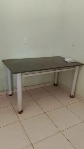 Mesa de mármore