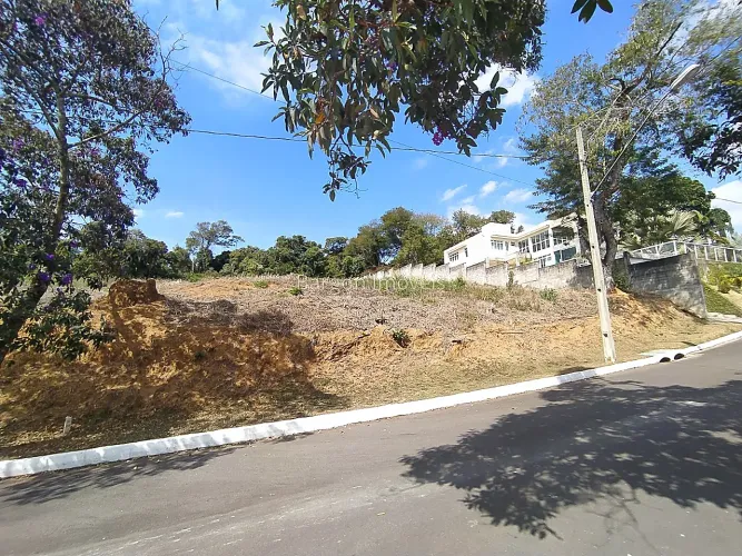 Lote com 1.286,00 metros quadrados a venda no Condomínio Village Salvaterra em Juiz de For