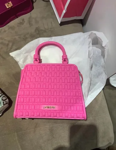 Bolsa petit Jolie usada duas vezes.