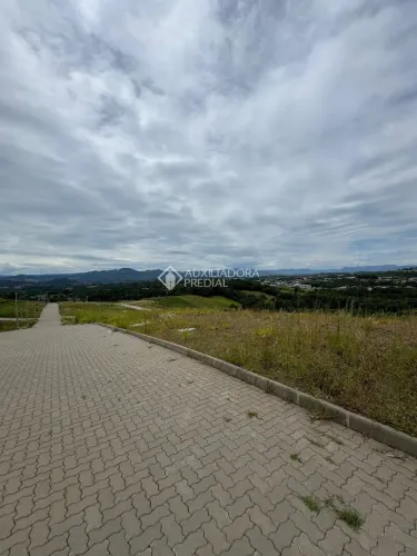 Terreno à Venda em Lajeado, RS
