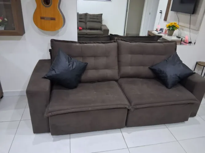 Sofa 3 lugares retratil  2,10m Largura 