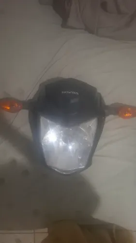 Frente de moto 160 2018