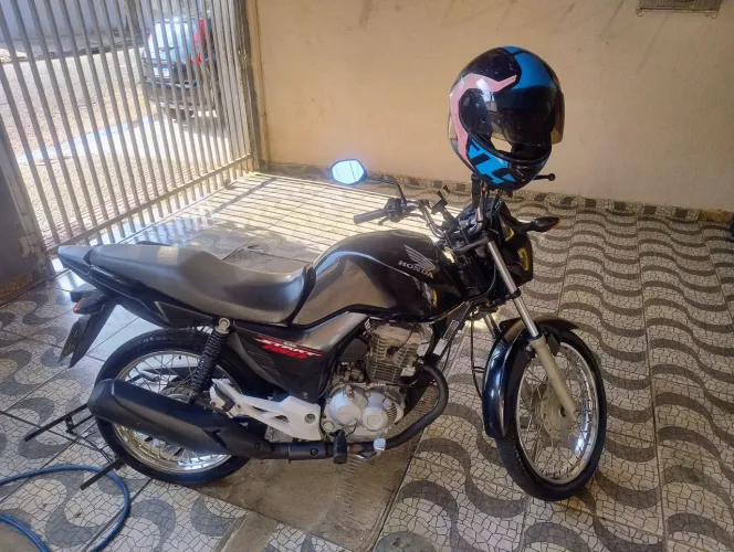 Vendo moto start 160 2017