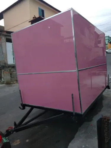 Trailer loja 