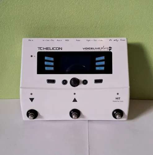 TC Helicon Voicelive Play GTR 