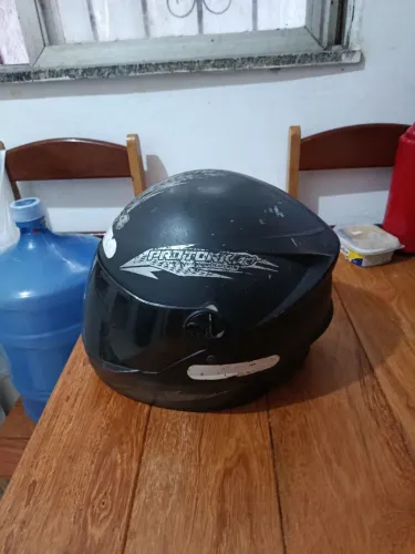 Capacete