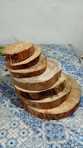 Bolachas de madeiras para decoração 