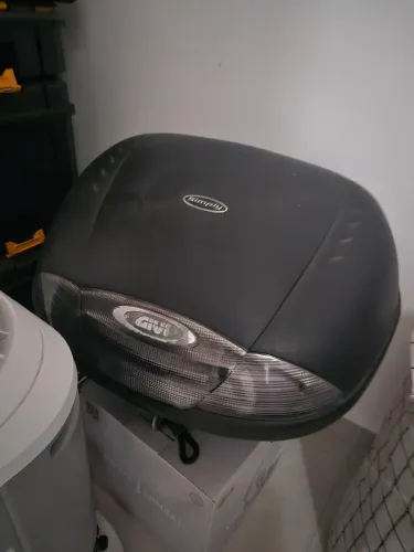 BAÚ GIVI 45L COMPLETO