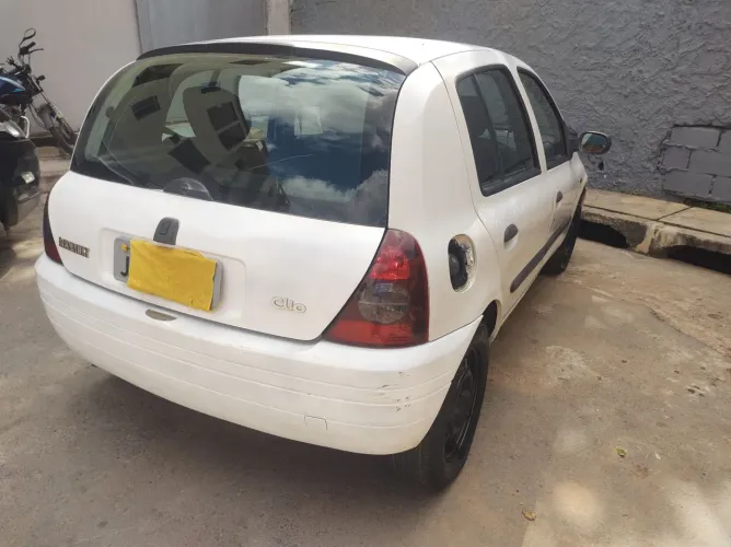 Renault Clio RL / Yahoo/ Authent. 1.0 8V 5P 2001