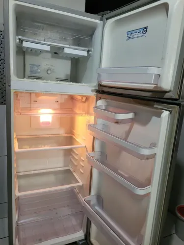 Geladeira electrolux  frost free 