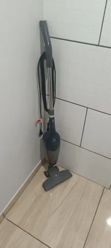 Vendo aspirador. Motivo: viagem